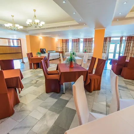 Merkur Hotel 3*